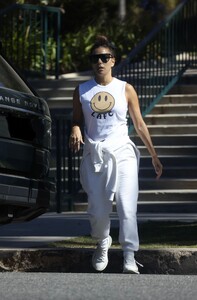 eva-longoria-out-at-a-park-in-los-angeles-08-27-2023-6.jpg