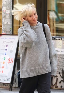 lily-allen-out-and-about-in-new-york-04-17-2023-1.jpg