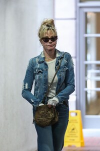 melanie-griffith-leaves-a-spa-salon-in-beverly-hills-03-31-2023-5.jpg