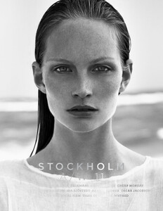 stockholm-magazine-aw-2011-katrin-thormann-by-kai-z-feng.thumb.jpg.e3e948ad75b928a011ef3ffa4132b12d.jpg