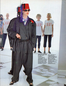 ElleFr130284no1988Redessine  (4).jpg