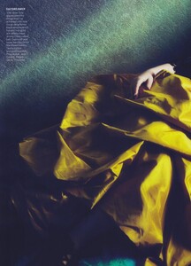 340742493_Mert__Marcus_US_Vogue_March_2012_03.thumb.jpg.a2bdd32b022de43bb96562e594a45381.jpg