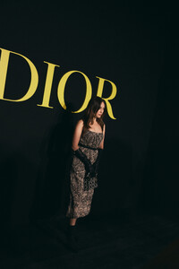 383874703_20230926_dior_alyciadebnamcarey0753.jpg