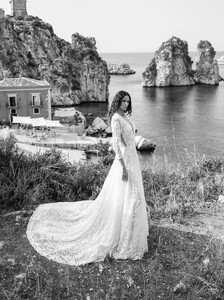 Abiti-da-sposa-Alessandro-Angelozzi-collezione-sposa-2024-1-36.jpg