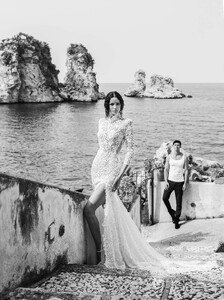 Abiti-da-sposa-Alessandro-Angelozzi-collezione-sposa-2024-1-46.jpg