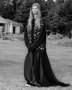 D Repubblica The Fashion Issue.jpg