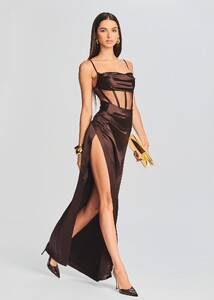 Ecommerce_Crop-20230815_Rosa_Dress_Dark_Chocolate_1368_ECOMM.jpeg