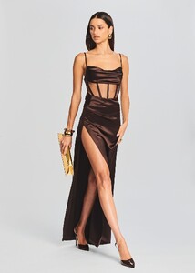 Ecommerce_Crop-20230815_Rosa_Dress_Dark_Chocolate_1406_ECOMM.jpeg