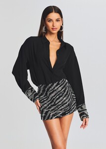 Ecommerce_Crop-20230816_SET1_ANDREASHIRTBLACKSILVER-DAYASKIRT_3382_ECOMM.jpeg