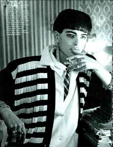 Lindbergh_Vogue_Italia_February_02_1985_01.thumb.png.8fab33daf04ae399d1c22eca84afb051.png
