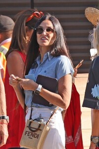 demi-moore-out-with-friends-in-los-angeles-08-31-2023-4.jpg