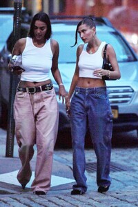 hailey-bieber-out-with-a-friend-in-new-york-09-07-2023-6.jpg