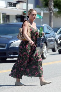 hilary-duff-out-and-about-in-los-angeles-09-08-2023-4.jpg
