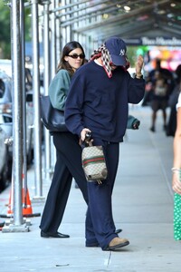 kendall-jenner-and-bad-bunny-out-in-new-york-09-15-2023-5.jpg