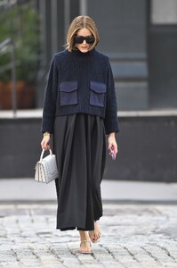 olivia-palermo-out-and-about-in-new-york-09-17-2023-2.jpg