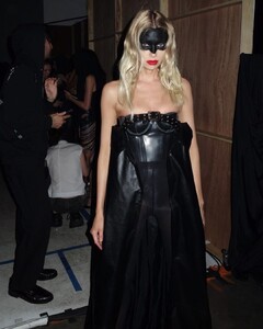 [2023.10.22] 394275256_863143141754302_8374276716894337159_n.jpg