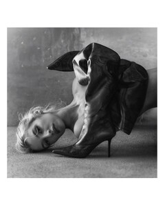 [2023.10.25] stellamaxwell_395202293_300383602794236_5487347529589204349_n.jpg