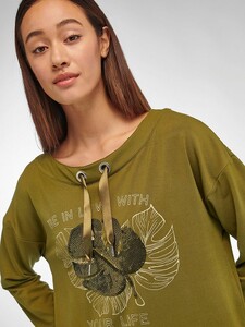 3betty-barclay-sweatshirt-green.jpg