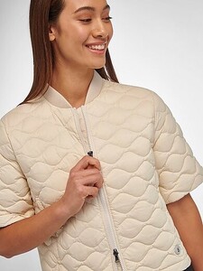 4bogner-quilted-jacket-cream.jpg