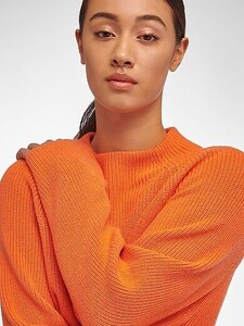 4windsor-knitted-jumper-orange.jpg