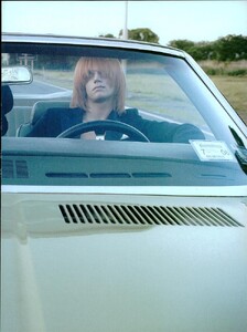 ARCHIVIO-VogueItalia(August2006)-OnTheRoad-008.thumb.jpg.5c160fcd83f38448b841a6d66888f8e6.jpg