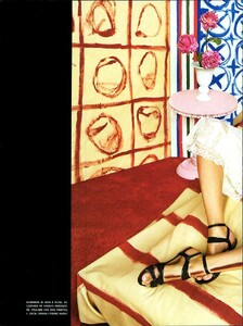 ARCHIVIO-VogueItalia(June2006)-ThePoeticAllure-009.thumb.jpg.87ef5b9fbf6d5b3f7f1ff76121f03064.jpg