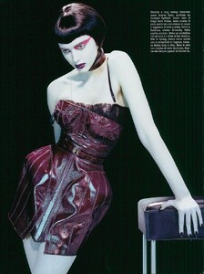 ARCHIVIO-VogueItalia(March2007)-Beauty-004.thumb.jpg.f80d9a81b65429768f4253cdec124146.jpg
