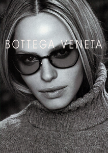 Bottega_Veneta_Fall_Winter_1998_99_01.thumb.png.ab60c9cdf9a3a453cb2adfdd5ddbc5e3.png
