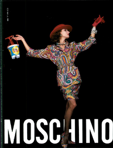 Caminata_Moschino_Spring_Summer_1985_14.thumb.png.10ecbb76143971434fd2bde746ba5a00.png