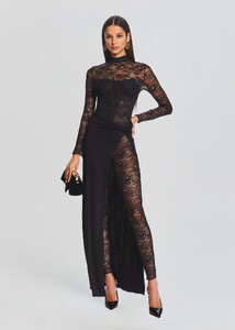 Ecommerce_Crop-23-09-22_SAPHHIRADRESS-BLACK_371_ECOMM.jpeg