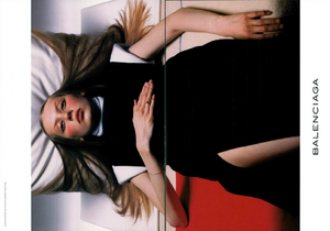 Inez__Vinoodh_Balenciaga_Fall_Winter_1998_99_01.thumb.png.88d880bad54f83dbcb68f399d275dbf1.png