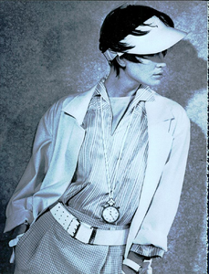 Lindbergh_Sportmax_Spring_Summer_1985_09.thumb.png.9abd4742606cd9c4ff6526dbf1e12022.png