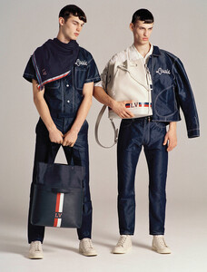 Louis-Vuitton-Brett-Lloyd-VMAN-02.thumb.jpg.dbdbc8a70aecb07ba4a9ea40a1d3fc4c.jpg