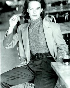 Max_Mara_Fall_Winter_1990_91_02.thumb.png.d0433a26a99aaebef0c97a1edd303776.png