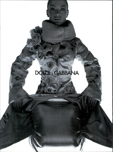Meisel_Dolce__Gabbana_Fall_Winter_1998_99_10.thumb.png.d61c58e73a25881baf4370fd6f3c8295.png