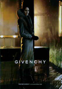 Meisel_Givenchy_Fall_Winter_1998_99_02.thumb.png.f9927887cc181adef1ecc921288f9327.png