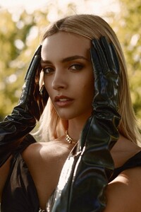 Sophia Huitema 1740full-sophia-huitema.jpg