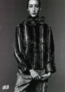 Testino_Roberto_Cavalli_Fall_Winter_1998_99_05.thumb.png.eff389b9df04002343540e94b5be666e.png