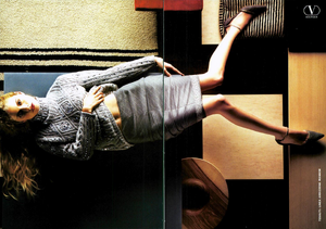 Thompson_Valentino_Fall_Winter_1998_99_02.thumb.png.45b055bfd2116506deb0a778d6d11fc4.png