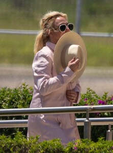 britney-spears-leaves-cabo-san-lucas-09-11-2023-5.jpg
