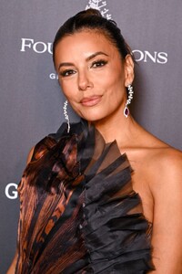 eva-longoria-at-11th-eva-longoria-x-global-gift-gala-photocall-09-30-2023-3.jpg