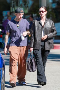 hailey-and-justin-bieber-out-and-about-in-los-angeles-10-30-2023-4.jpg