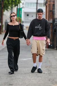 hailey-and-justin-bieber-out-and-about-in-west-hollywood-10-10-2023-2.jpg