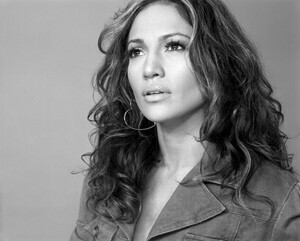 jennifer-lopez-for-still-fragrance-2003-3.jpg