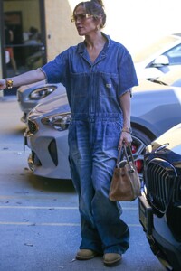 jennifer-lopez-in-denim-jumpsuit-heading-to-a-meeting-in-hollywood-10-06-2023-1.jpg