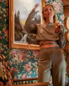 kate-hudson-for-king-st.-vodka-2023-campaign-5.jpg