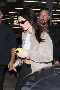 kendall-jenner-arrives-at-her-818-tequila-meet-and-greet-in-glendale-10-25-2023-4.jpg