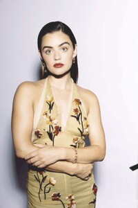 lucy-hale-contentmode-magazine-october-2023-32.jpg