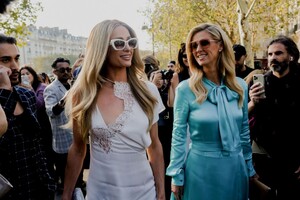 paris-and-nicky-hilton-arrives-at-stella-mccartney-spring-summer-2024-show-in-paris-10-02-2023-2.thumb.jpg.e976653331d65ef7cc0e2077690e640f.jpg