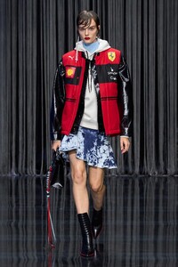 00029-ferrari-spring-2023-ready-to-wear-credit-gorunway.thumb.jpg.854bceecbd67d600f7dc563e0e7ff570.jpg